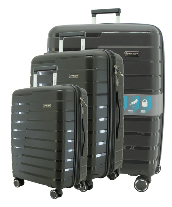 Airliner Medium Suitcase (25'' Black)
