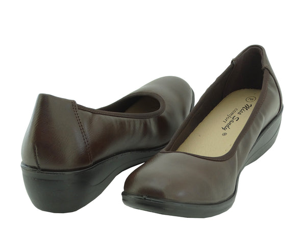 Ladies' Miss Sandy Slip-On 13912-102 Work Shoes-Brown
