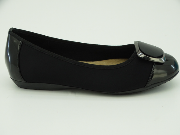 81116501015, Pierre Dumas, Kiana W8 - Women's Flats - Black