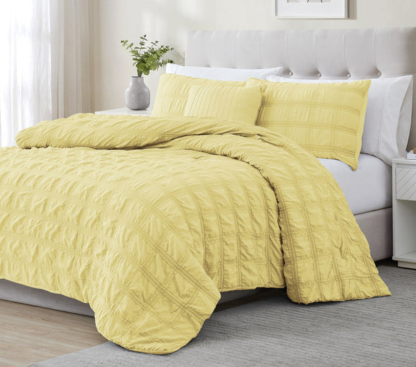 Eliza 4 PC Seersucker Queen Comforter Set Yellow